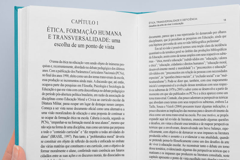 Editora CRV